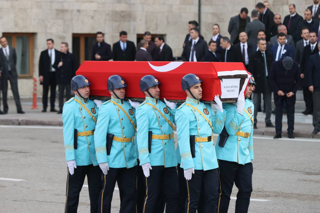 Hasan Bitmez için Meclis'te cenaze töreni. Babası Filistin atkısıyla uğurladı 44